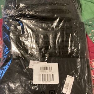 Old Navy black leggings size XL. Package of 6 pairs